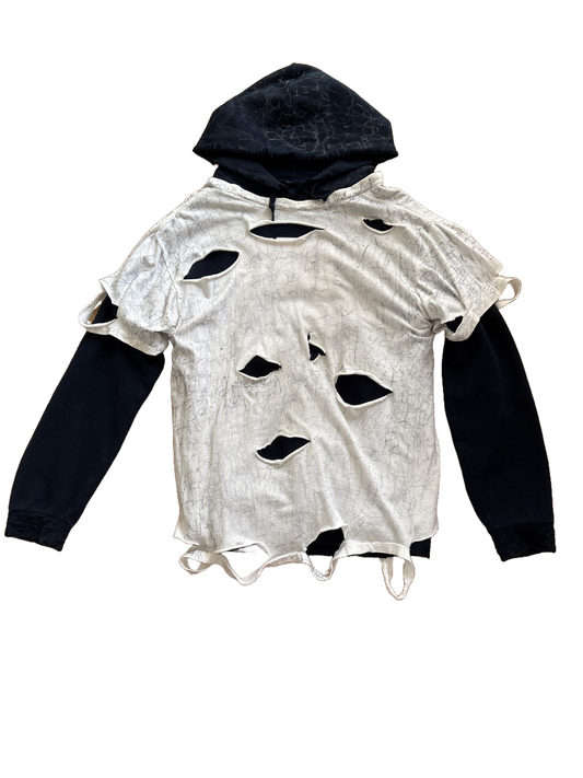 LAYERED HOODED THRASHED TEE